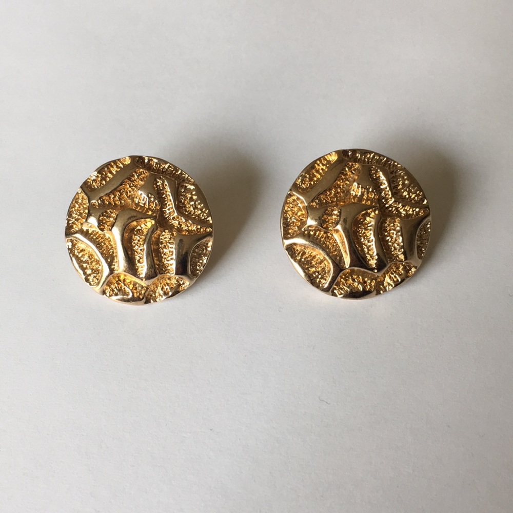 Vintage Avon gold earrings